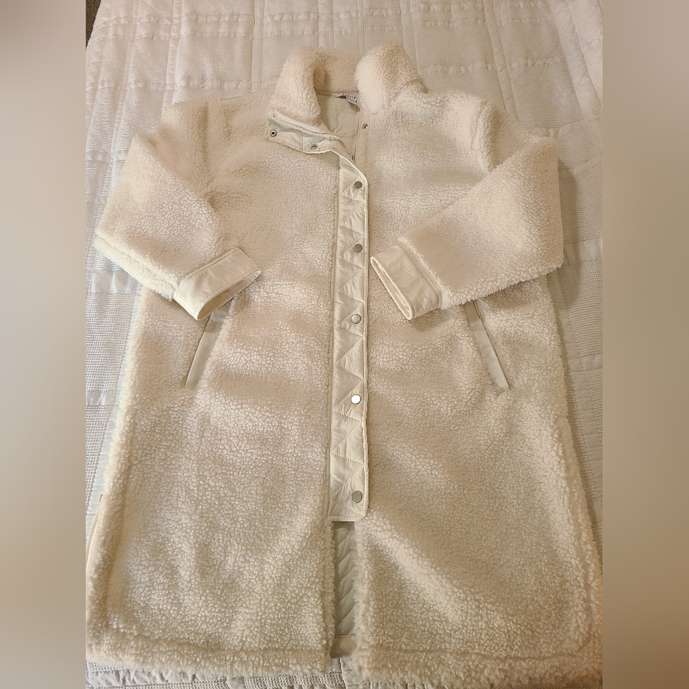Athleta Cozy Day Hybrid Coat